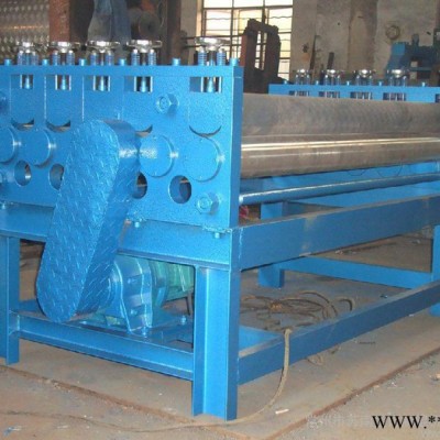 鋁板壓花機(jī)     供應(yīng)鋁板壓花機(jī)1