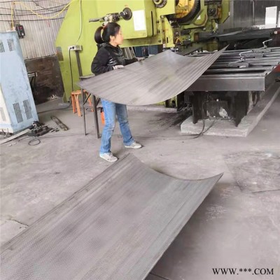 瑟澤 **  沖孔網(wǎng)生產(chǎn) 304沖孔網(wǎng) 鋁板沖孔網(wǎng) 沖孔網(wǎng)板價(jià)格