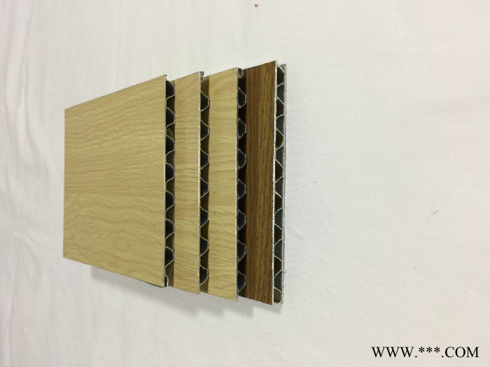 **鋁瓦楞復(fù)合天花板 金屬防火防腐瓦楞天花板吊頂 瓦楞鋁板