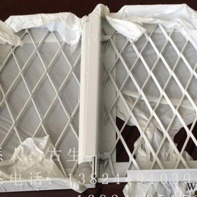 勾搭鋁板網(wǎng)規(guī)格 圍欄鋁板網(wǎng) 鋁板鋁板網(wǎng)裝飾