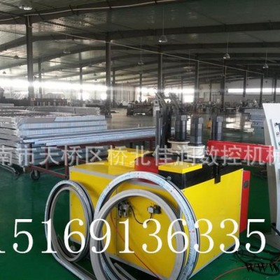 彎圓機(jī)、彎弧機(jī)、鋁型材彎圓機(jī)。數(shù)控彎圓機(jī)