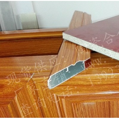 美盈牌WE-001襄樊合金櫥柜鋁材生產(chǎn)廠家陶瓷合金柜體型材廚房壁櫥/櫥柜 全鋁合金角碼櫥柜全鋁浴室柜木紋轉(zhuǎn)印洗衣柜型材