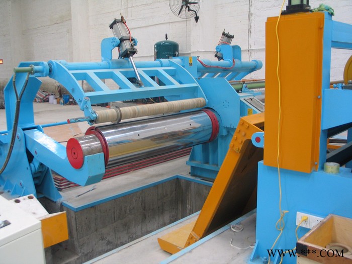 佛山市鉦锃機(jī)械 專業(yè)制造分條機(jī) 分切機(jī) 縱剪機(jī) 分條縱剪機(jī)