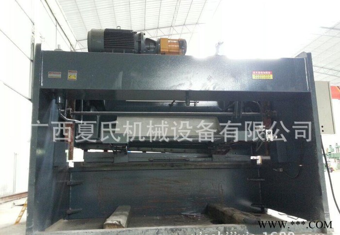 閘式剪板機(jī)、液壓剪板機(jī)、QC11Y-16×2500、廣西剪板機(jī)、柳州