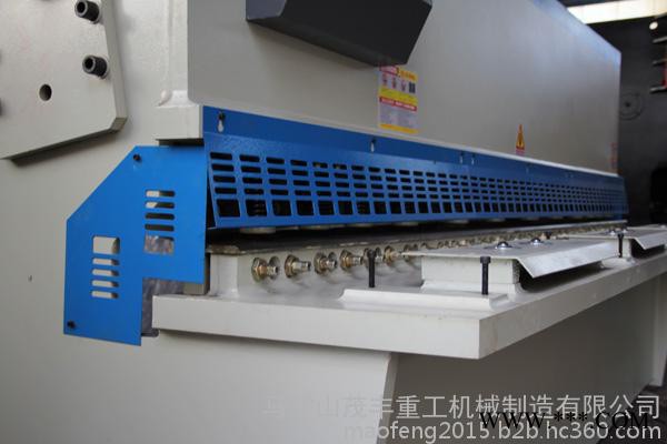 液壓擺式剪板機(jī)  壓力機(jī)  沖床