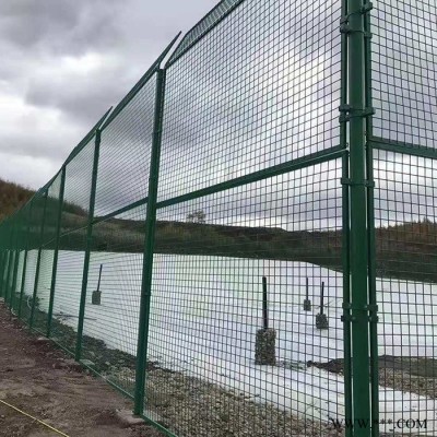 可定制  護(hù)欄網(wǎng)監(jiān)獄護(hù)欄網(wǎng)現(xiàn)貨 機(jī)場(chǎng)護(hù)欄網(wǎng) 電鍍機(jī)場(chǎng)護(hù)欄網(wǎng) 機(jī)場(chǎng)護(hù)欄網(wǎng)廠