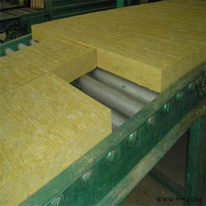 廠家直供 鋁箔巖棉板5CM 防火阻燃外墻復(fù)合玄武鋁箔 巖棉板