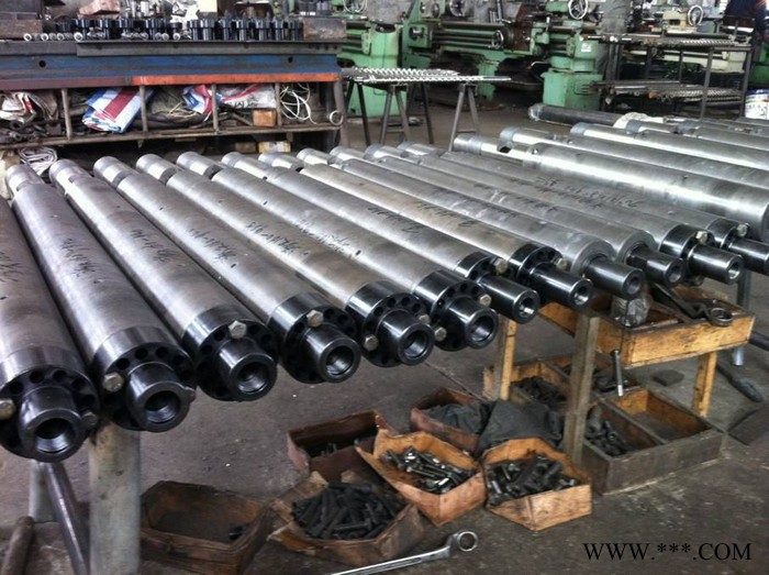 鐵粉注塑專用螺桿_小型擠出機(jī)螺桿料筒_