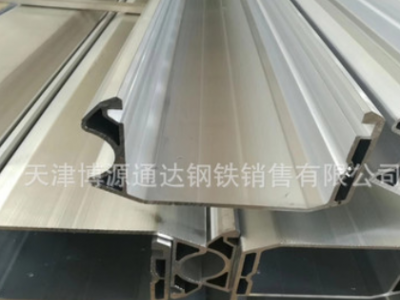 6063鋁方管 噴涂氧化彩色鋁管 40*40鋁型材 鋁花管 鋁方通廠家