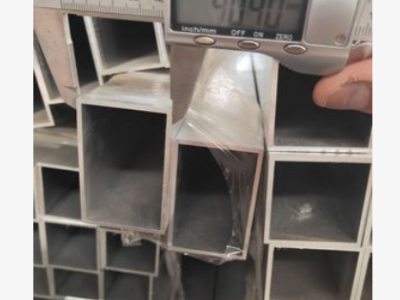 開模定做各種方管型材60*40*2表面陽極氧化建筑工業(yè)鋁型材鋁方管